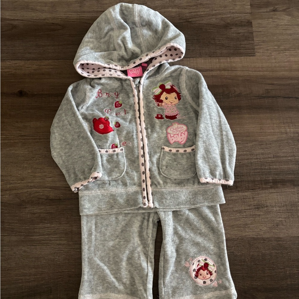 Vintage Baby Strawberry Shortcake - Charlotte aux Fraises Grey Sweatpants set